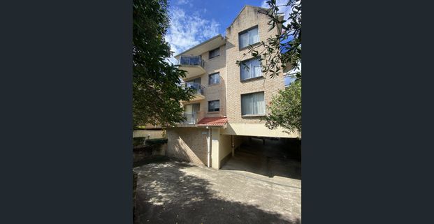 SECURE, LOW-MAINTENANCE LIFESTYLE! - Photo 1