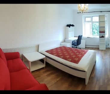 Room in a Shared Flat, Grant Street, B15 - Photo 2