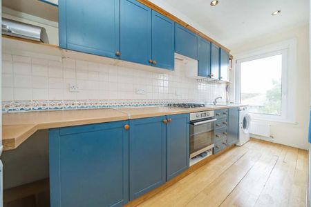 2 bedroom flat to rent - Photo 5