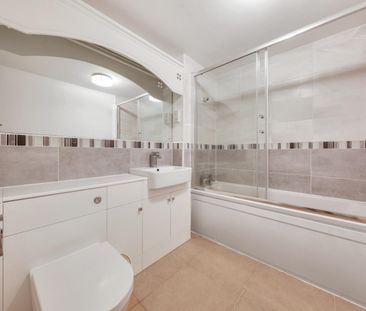 2 bedroom Flat To Let - Photo 6