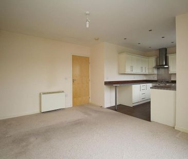 2 bedroom penthouse to rent - Photo 2