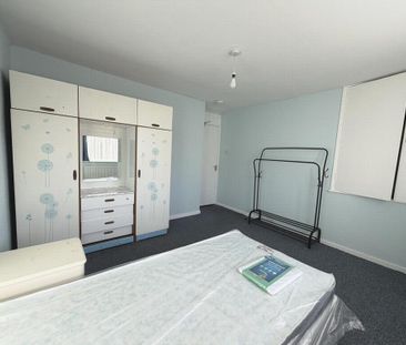 4 bedroom house to rent - Photo 4