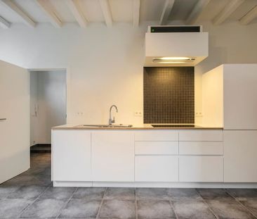 Unieke herenwoning met wijnkelder - Photo 1