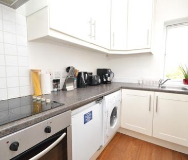 1 bedroom flat to rent - Photo 6