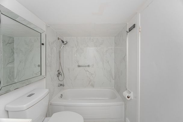 For Lease - 764 Eaglemount Crescent, Mississauga, Ontario - Photo 1