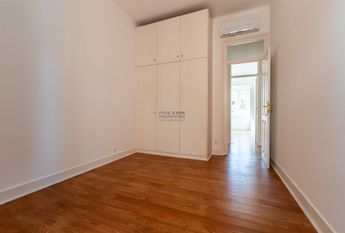 Apartamento T4 em Lisboa