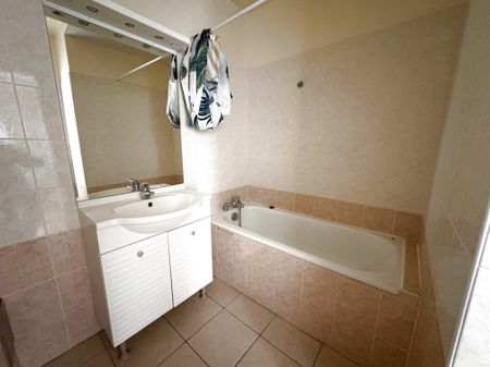 Location Appartement 4 pièces 116m² BORDEAUX 33000 - Photo 5