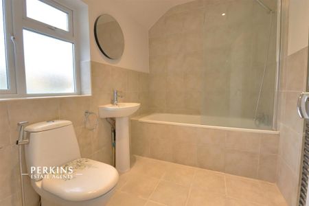 2 bedroom maisonette to rent - Photo 3