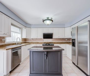 For Lease - 1472 Bayshire Drive, Oakville, Ontario - Photo 3