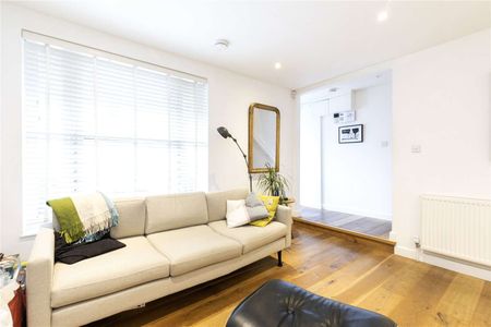 A refurbished two bedroom split level maisonette in the heart of Islington. - Photo 5