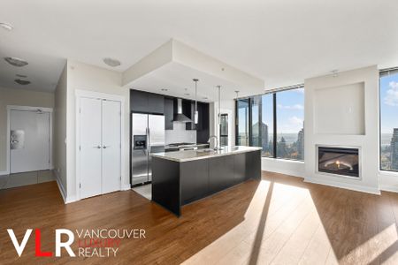Condo in Burnaby, BC - Photo 3