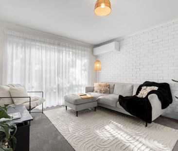 3/36 Howey St, Gisborne, Vic 3437 - Photo 2