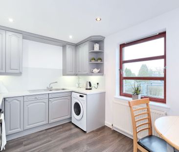 Kirklea Gardens, Kirk Brae, Cults - Photo 4