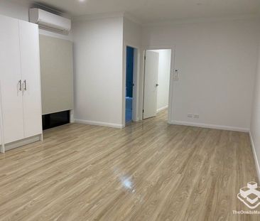 BRAND NEW Spacious Two Bedroom Granny Flat - Photo 2