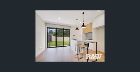 BEAUTIFUL THREE BEDROOM GRANNY FLAT! - Photo 4