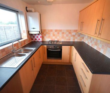 2 bedroom terraced house to rent - Photo 6