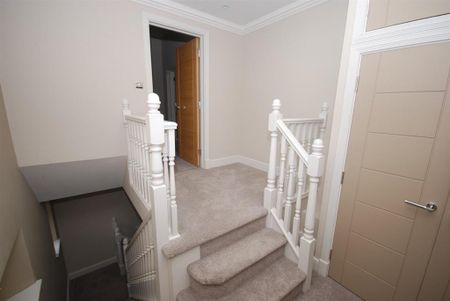 3 bedroom apartment to rent - Photo 5