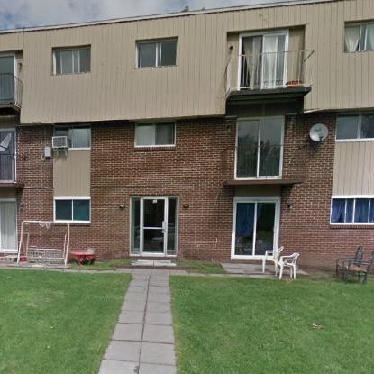 Logement 4 1/2 à Lacolle - Disponible immédiatement - Photo 3