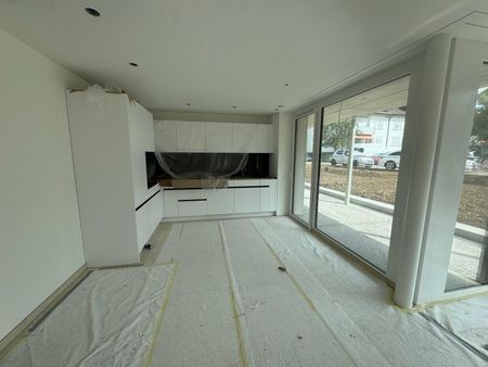 Luxuriöse Neubauwohnungen 3.5 bis 4.5 Zimmer mit Balkon oder Sitzplatz und Top-Ausstattung - Photo 5
