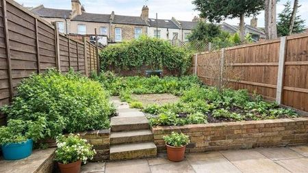 Gunning Street, London, SE18 - Photo 5