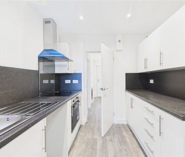 2 Bedroom End Of Terrace - Photo 5