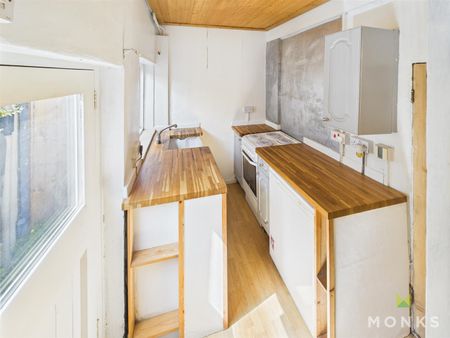1 Hatfield Terrace Off Darwin Street, Shrewsbury, SY3 8QG - Photo 5