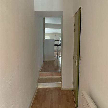 Location Appartement 3 pièces 84m² CHABEUIL 26120 - Photo 4