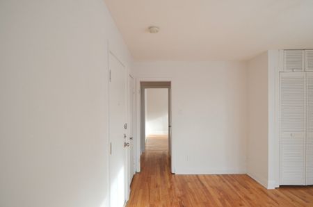 Condo for rent, Montréal (Côte-des-Neiges/Notre-Dame-de-Grâce) - Photo 3
