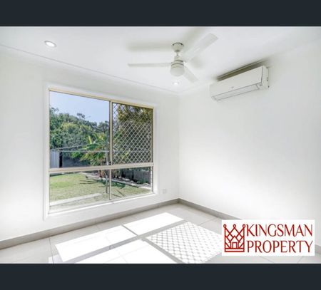 15 Mayfair Place, Stretton, Qld 4116 - Photo 2