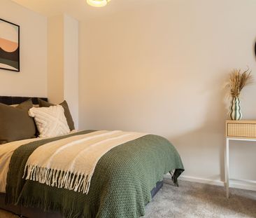 Casa, North Valley, Nottingham, NG7 - Photo 3