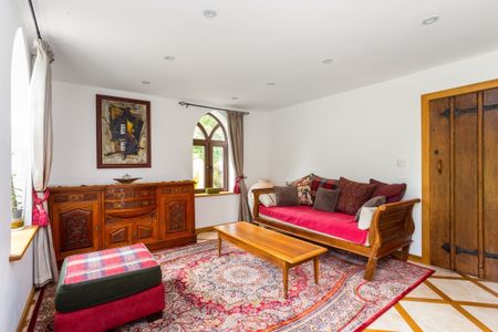 8 bedroom detached house to rent - Photo 4