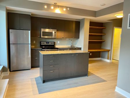 For Lease - 88 Sheppard Avenue Unit# 215, Toronto, Ontario - Photo 4