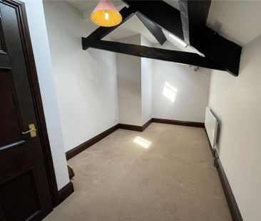 2 bedroom terraced house to rent - Photo 2