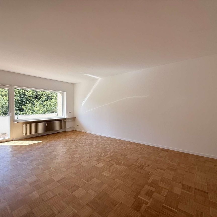 Modernes Wohnglück in Frankenthal – 4-Zimmer-Wohnung mit Südbalkon & Stellplatz - Photo 1