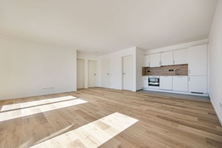 Helle 2 Zimmerwohnung mit Einbauküche - Foto 3