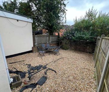 Milton Road, SO15 - Photo 4