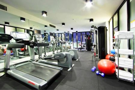 “Fully Furnished One Bedroom” - Photo 5