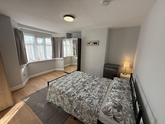 5 bedroom terraced house to rent - Photo 1