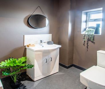 Haigh Avenue (Room 3), Rothwell, Leeds - Photo 1