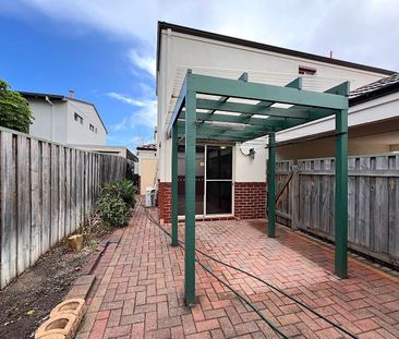 Positioned At Rear Of Complex, Comfortable To Live In - Photo 5