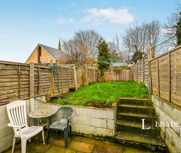 2 bedroom house to rent Upper Stone Street, Maidstone, Kent, ME15 - Photo 3