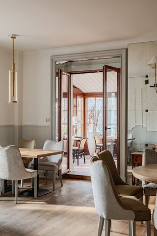 Przedwojenna willa na Belwederskiej - Zdjęcie 3