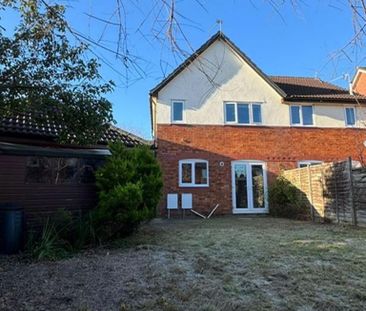 3 bedroom terraced house to rent - Photo 1