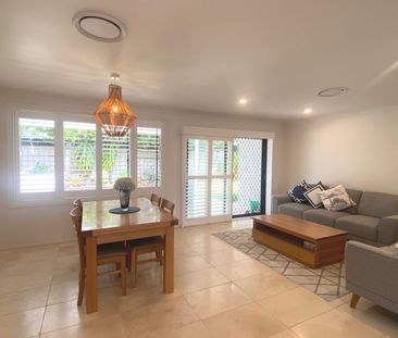 Luxury Appointed Private 3br Rear Residence - Ducted A/C - Large Gr... - Photo 4