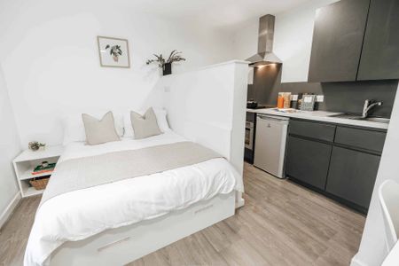 Bronze Studio - Photo 5