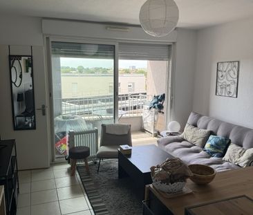 Location Appartement 2 pièces 38m² BEGLES 33130 - Photo 1