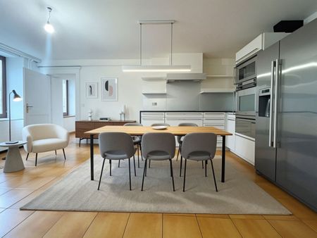 For rent – Magnificent 7.5 room village house – 260 m² – Heated swimming pool – Trélex (Nyon) - Photo 4