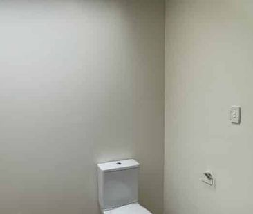 Two Bedroom place located in Otahuhu - Photo 2