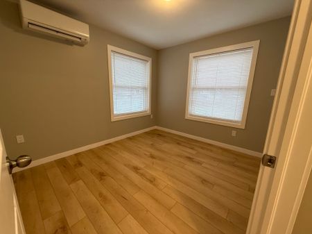 For Lease - 2335 Mercer Street Unit# 2, Windsor, Ontario - Photo 3