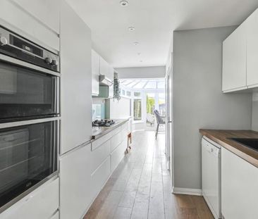 3 bedroom terraced house to rent - Photo 1